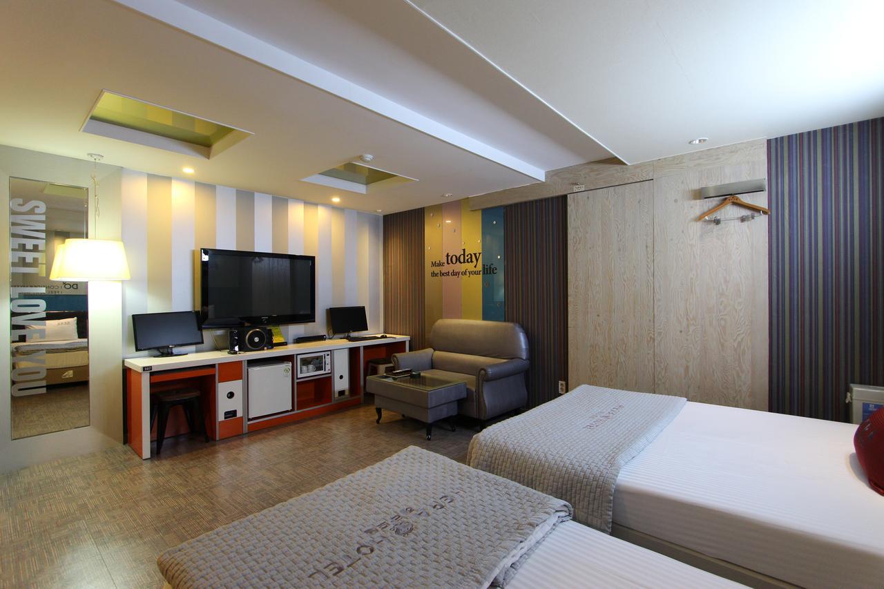 Hera Hotel Тэгу Экстерьер фото