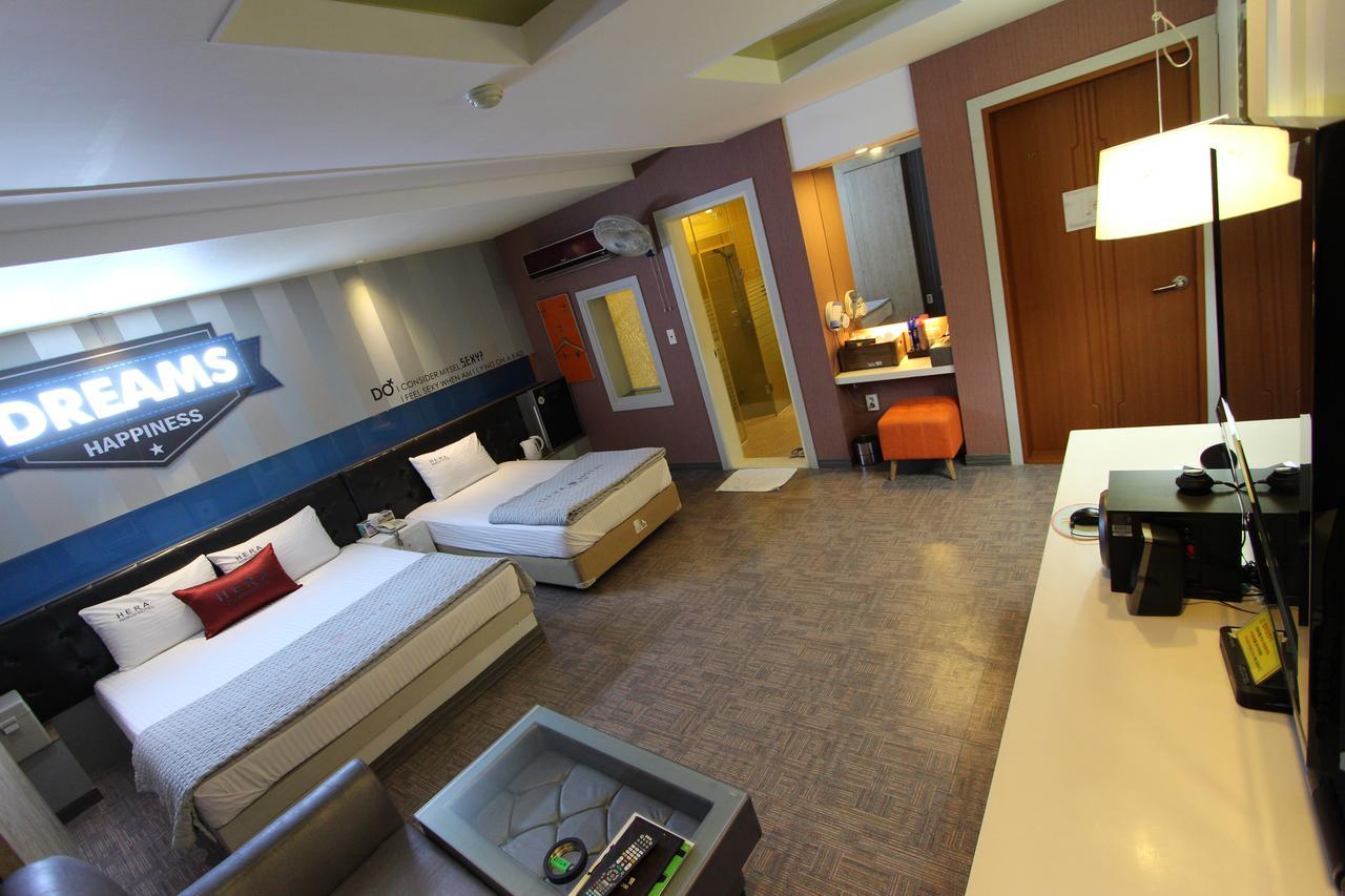 Hera Hotel Тэгу Экстерьер фото