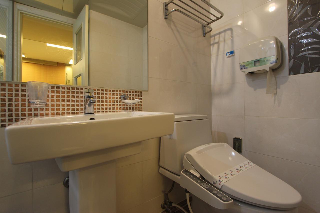 Hera Hotel Тэгу Экстерьер фото