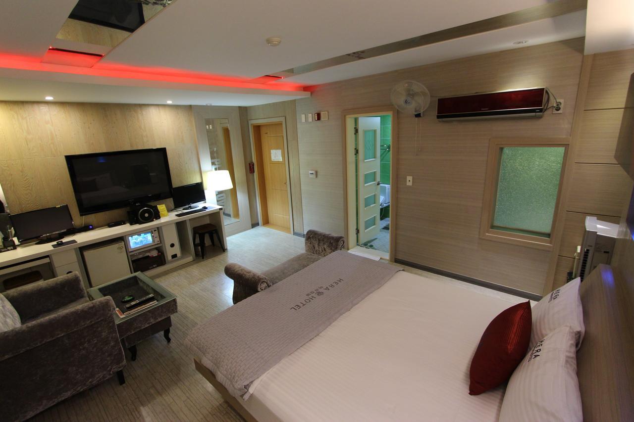 Hera Hotel Тэгу Экстерьер фото