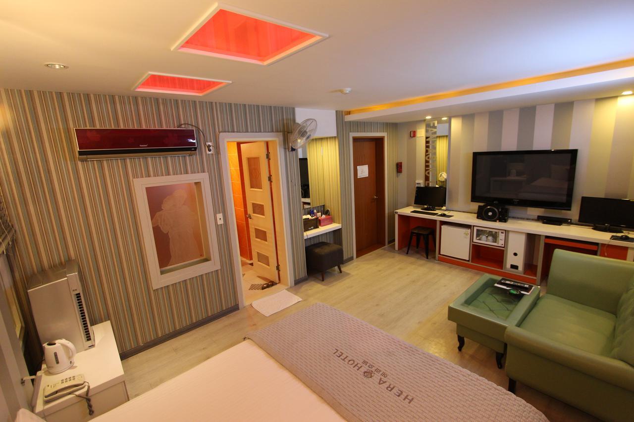 Hera Hotel Тэгу Экстерьер фото
