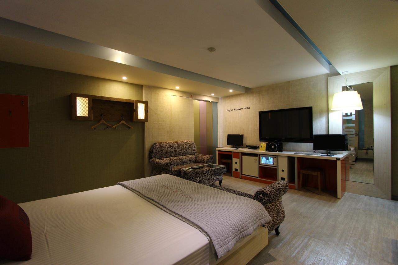 Hera Hotel Тэгу Экстерьер фото